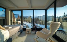 Skyline Apartments